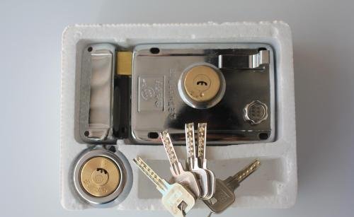 凯发k8门锁的拆卸与安装方法